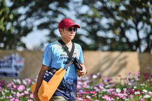 BIB: 
                            <button type="button" onclick="openModal(27805331)" class="btn btn-primary btn-sm float-right btn-popup" data-toggle="modal" data-target=".modal-high-quality">
                        <i class="fas fa-shopping-cart"></i> Add to Cart
                    </button>
                                            <button type="button" onclick="isThisMe(27805331, true)" class="btn btn-success btn-sm float-right btn-popup btn-isme hidden" data-toggle="tooltip" data-placement="bottom" title="นี่คือรูปของคุณใช่ไหม คลิกที่นี่เพื่อเอาเข้าอัลบั้ม">
                        <i class="fas fa-plus"></i> Add to album
                    </button>
                    <button type="button" onclick="isThisMe(27805331, false)" class="btn btn-warning btn-sm float-right btn-popup btn-isnotme hidden">
                        <i class="fas fa-ban"></i> Remove from album
                    </button>